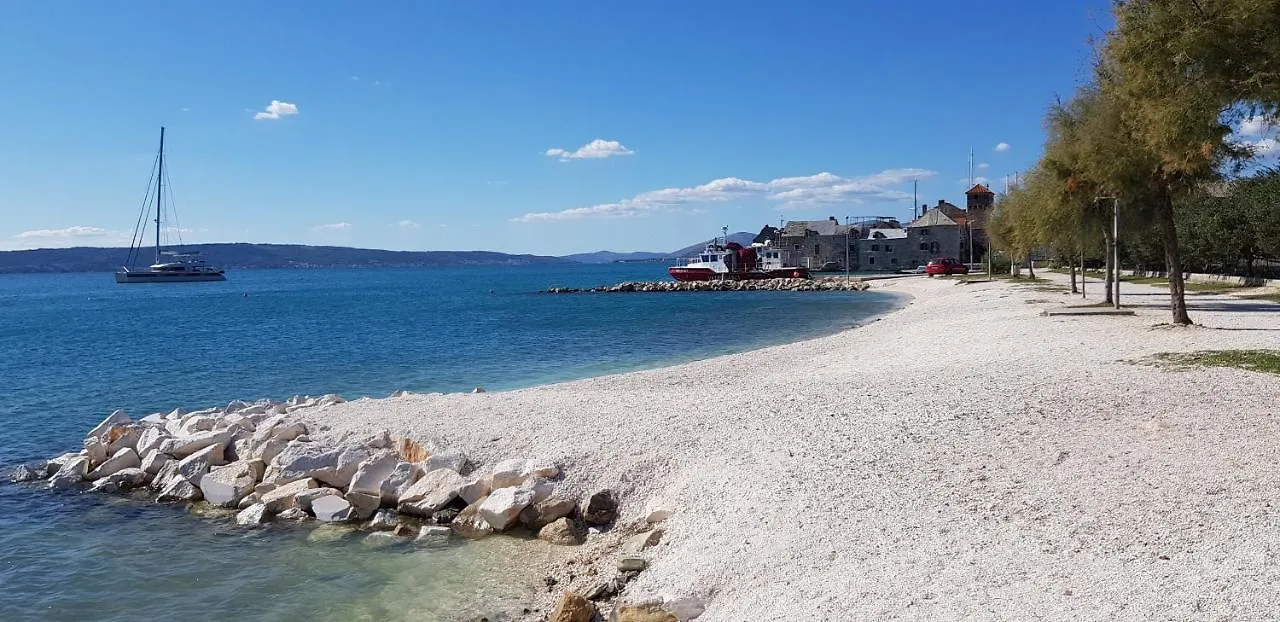 Studio Apartment Pupa Kastela